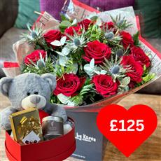 DELUXE DOZEN WITH HEART GIFT BOX 