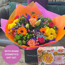 VIBRANT HAND TIED WITH GIFT SET 
