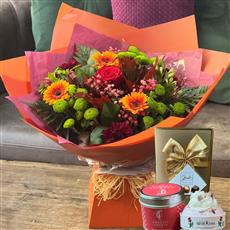 AUTUMN PAGEANT WITH GIFTS 