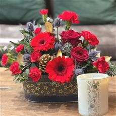 SILENT NIGHT ARRANGEMENT WITH LOVE SCOTTISH CANDLE 