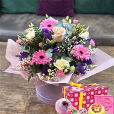 COUNTRY MEADOW HATBOX WITH BOMB GIFT SET 